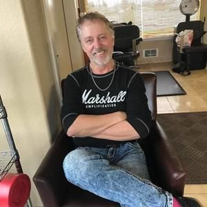 Meet your Posher, Alec